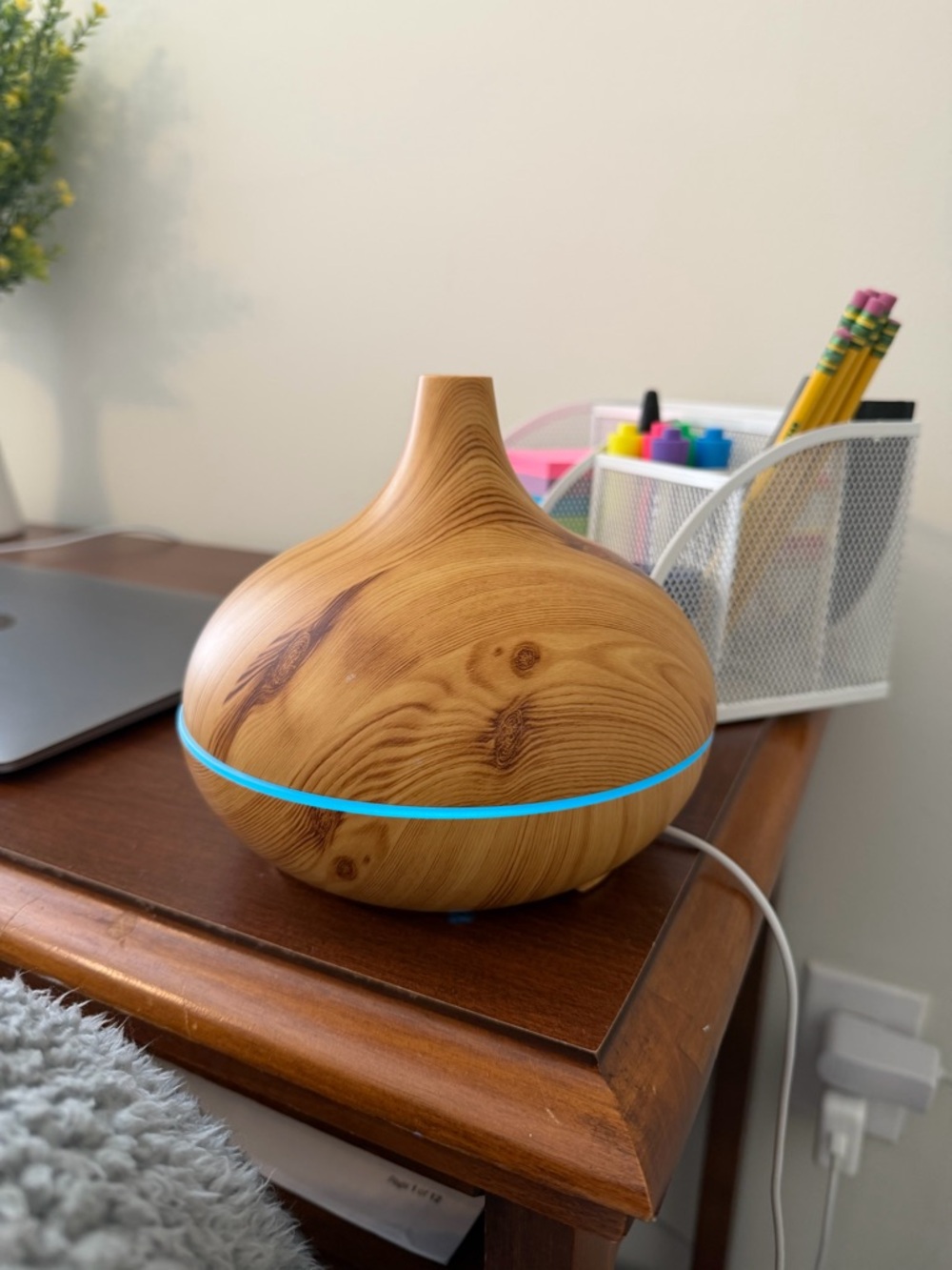 Essential Oil Diffuser - Picture 2 of 3